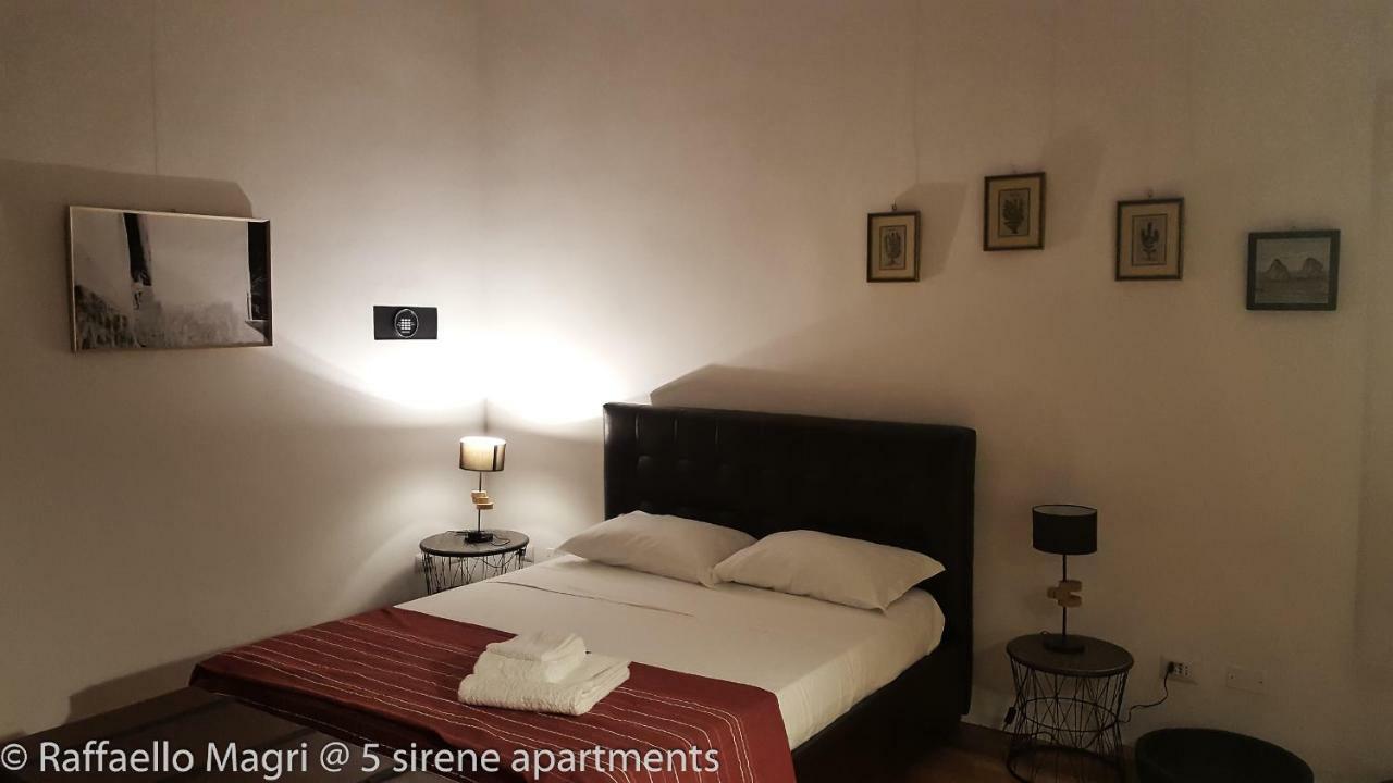 5 Sirene Bed and Breakfast Νάπολη Εξωτερικό φωτογραφία